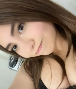 Emma R.